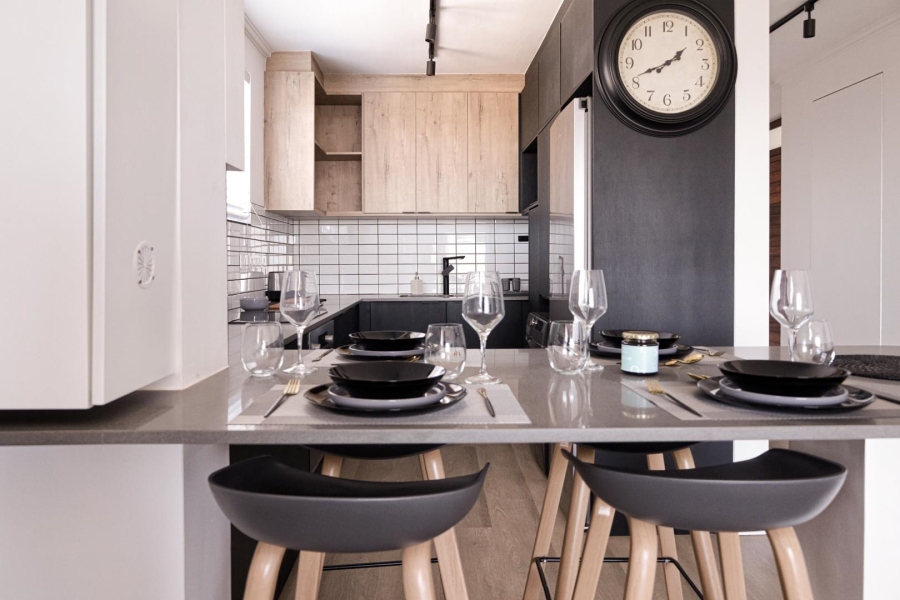 To Let 2 Bedroom Property for Rent in Green Point Western Cape